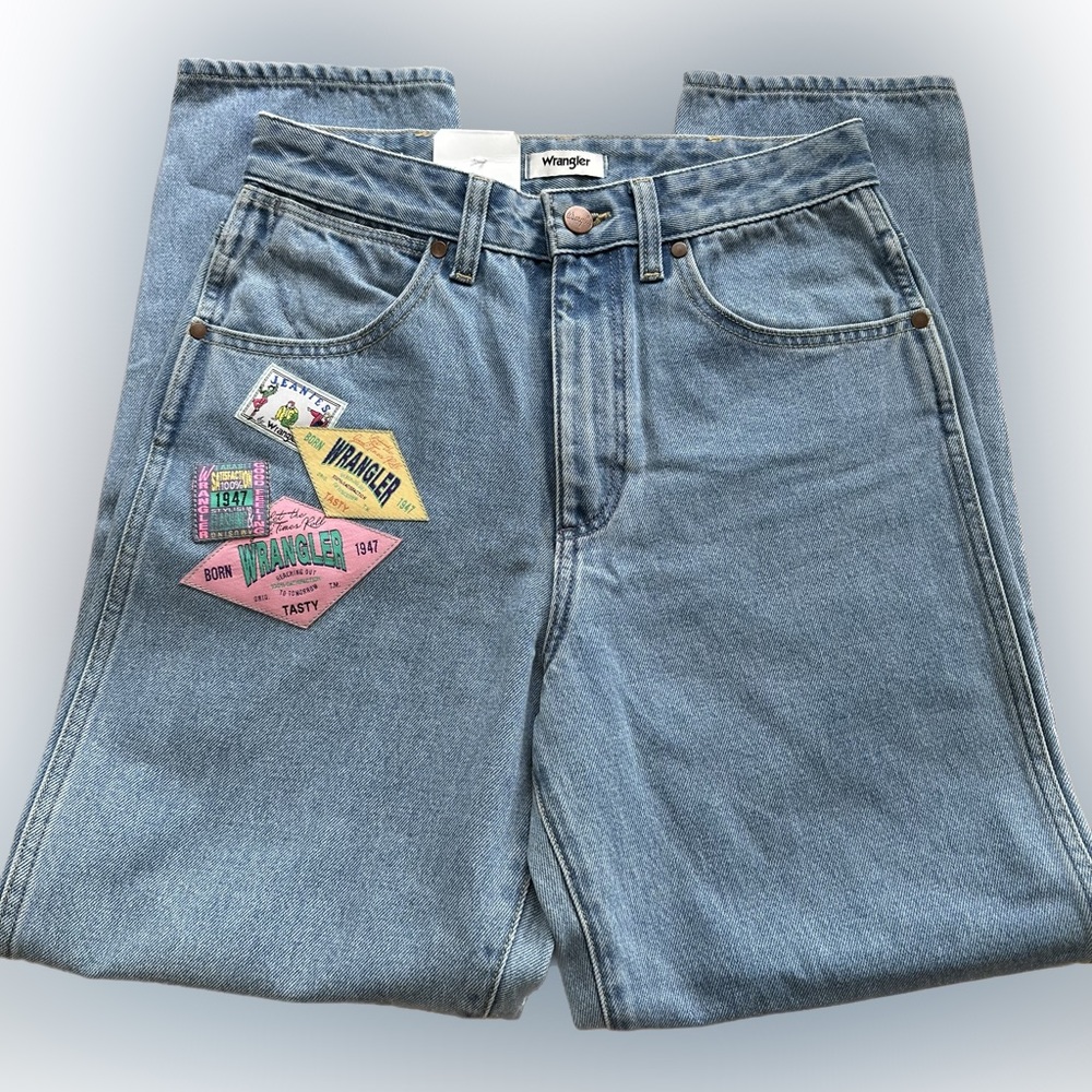 NWT Wrangler Body Bespoke Retro Patch Jeans Size 28